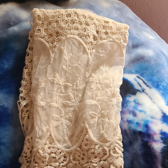 Top - Picture 3 of 3